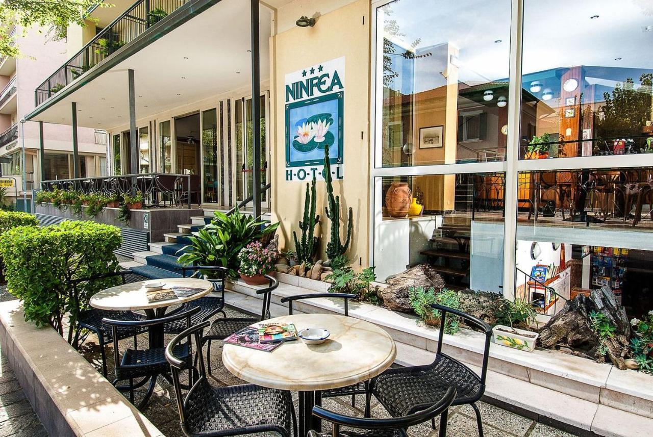 Hotel Ninfea カットーリカ エクステリア 写真